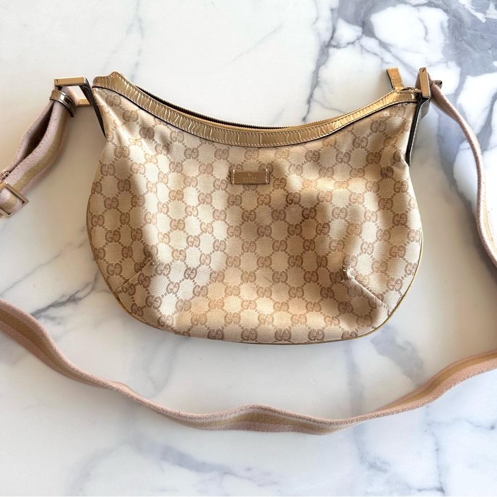 GUCCI CANVAS CROSSBODY / SHOULDER BAG